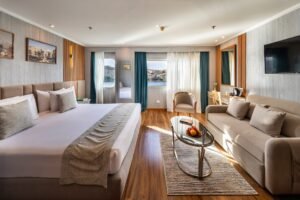 Château Lafayette Nile cruise