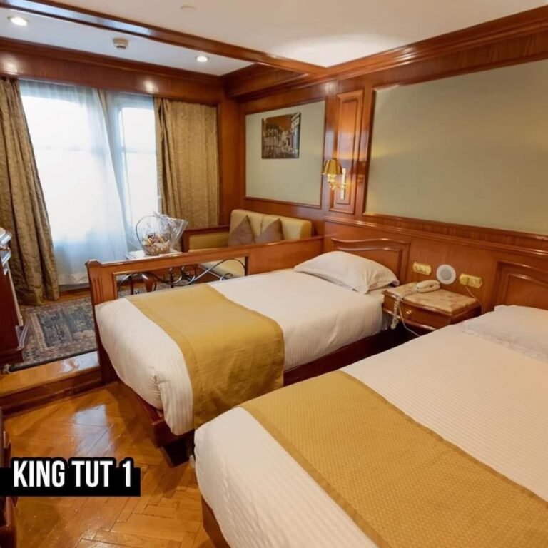 King Tut I Crucero Por el Nilo